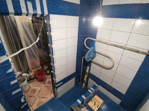 Бюджетно отремонтировал ванную комнату. 04