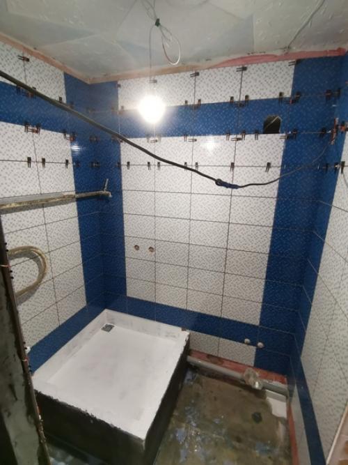 Бюджетно отремонтировал ванную комнату. 03