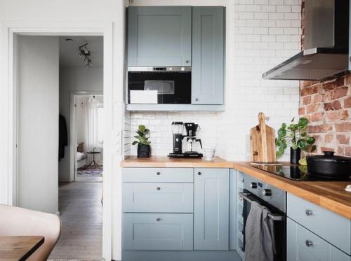 Интересный дизайн кухни.