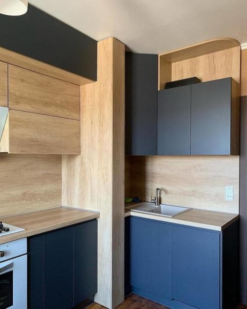 Решили сделать кухню под самый потолок. 04