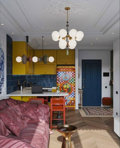 Небольшая квартира с ярким характером. 02