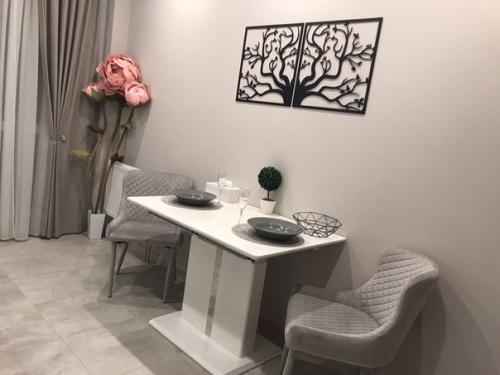 Ремонт делали в спокойной гамме. 06