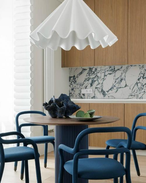 Монохром с характером: квартира для аренды в Петербурге. 01