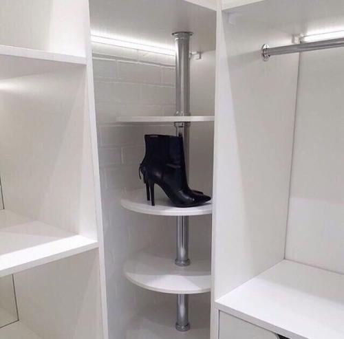 Очень - очень давно просила мужа о гардеробной. 05