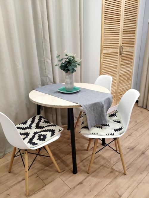 Наша бюджетная кухня и ванная, может кто то знает как красиво скрыть батареи? 01