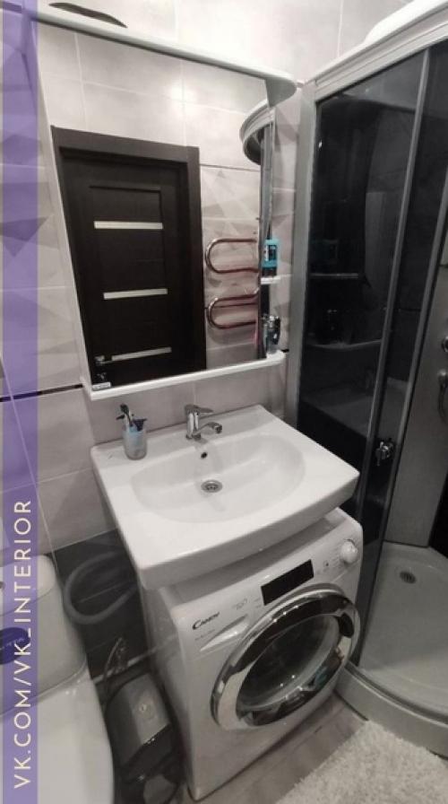 Хозяева очень хорошо справились с оформлением квартиры. 06