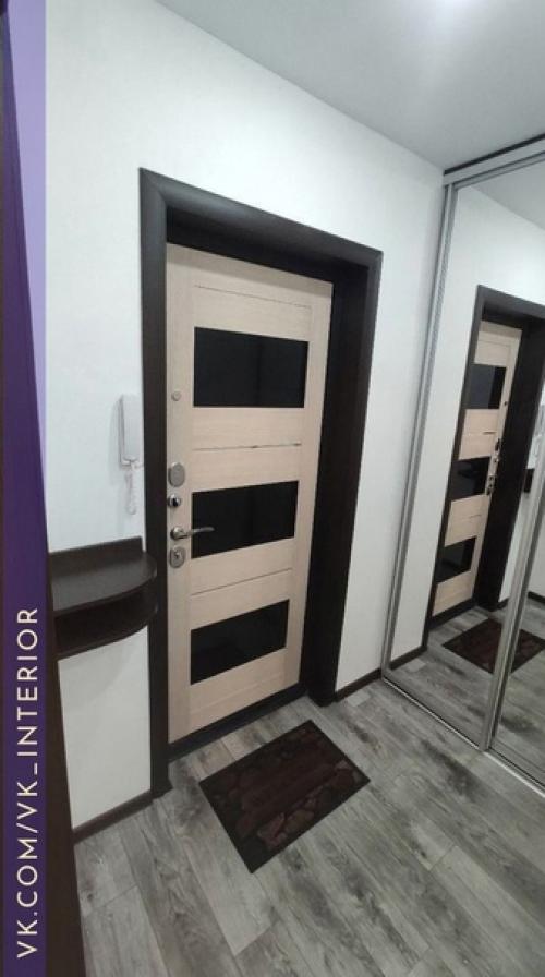 Хозяева очень хорошо справились с оформлением квартиры. 01