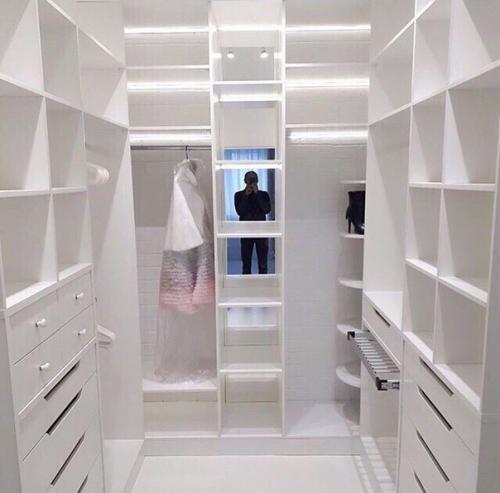 Очень - очень давно просила мужа о гардеробной. 06