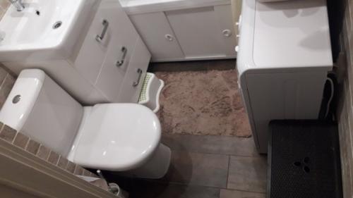 Потеснили ванную и санузел, чтоб немножко увеличить хрущевскую кухню. 02