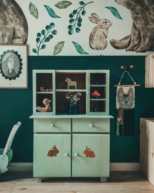 Кухня в темно-зеленом цвете. 01