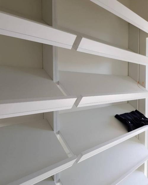 Сделали гардеробную вместо кладовой! 02