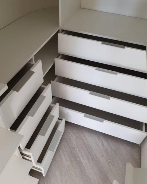 Сделали гардеробную вместо кладовой! 07