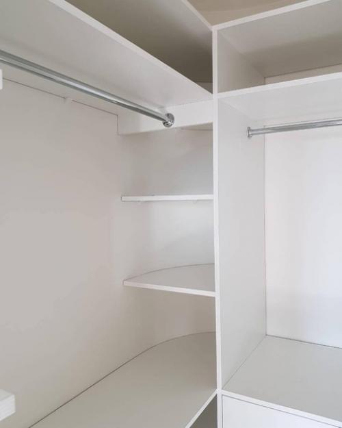 Сделали гардеробную вместо кладовой! 08