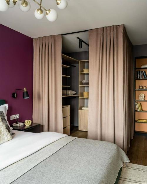 Открытые шкафы со шторами - уютная альтернатива дверцам. 04