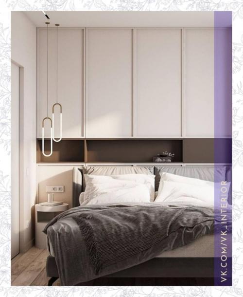 У этой спальни очень строгий дизайн, но от этого она не стала менее уютной и теплой. 02