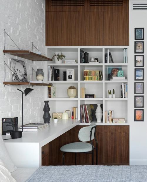 Семейная пара с ребенком решила обновить свою квартиру. 08