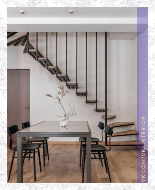 Всегда впечатляли такие дома со вторым светом гостиной. 03