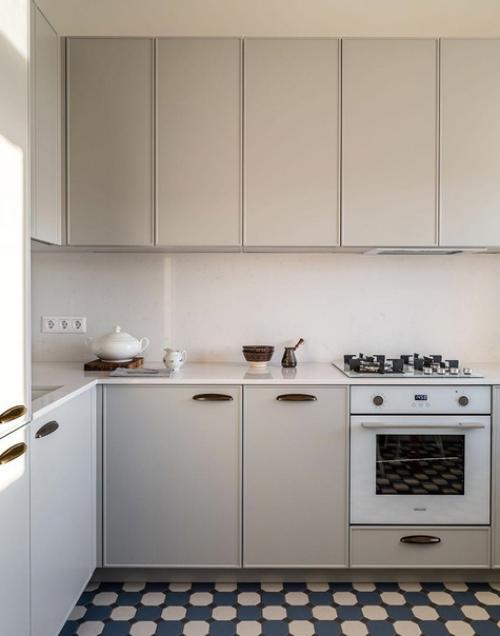 Просторная квартира площадью 72 м 2 в Сталинке. 08