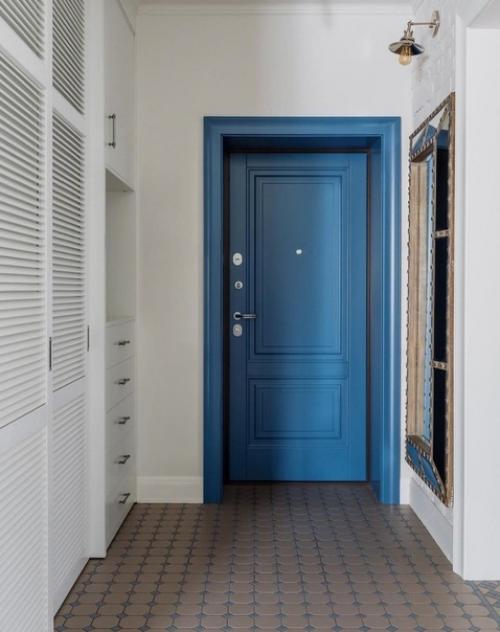 Весьма необычный, яркий интерьер. 01