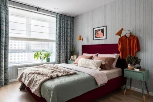 Классическая спальня. С интересными деталями. 01