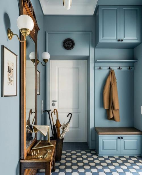 Просторная квартира площадью 72 м 2 в Сталинке. 01