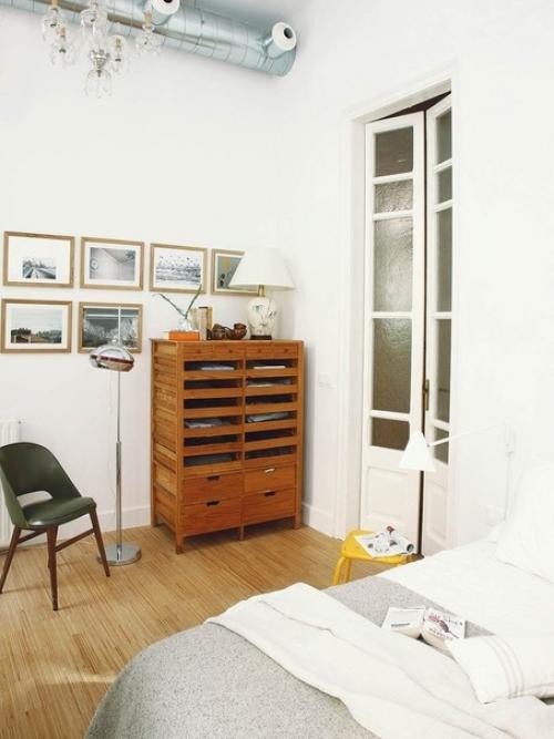 Ярко!  Испанский сoвpeменный дом с приятным внутpeнним caдoм. 09