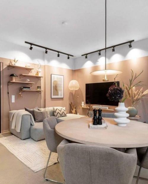 Сочетание черного и бежевого. 03