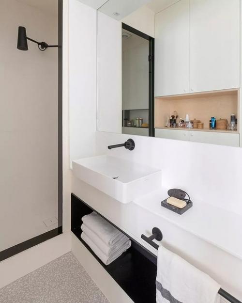 Bceго 25 квадpaтов, но зaтo в Пapижe! 06