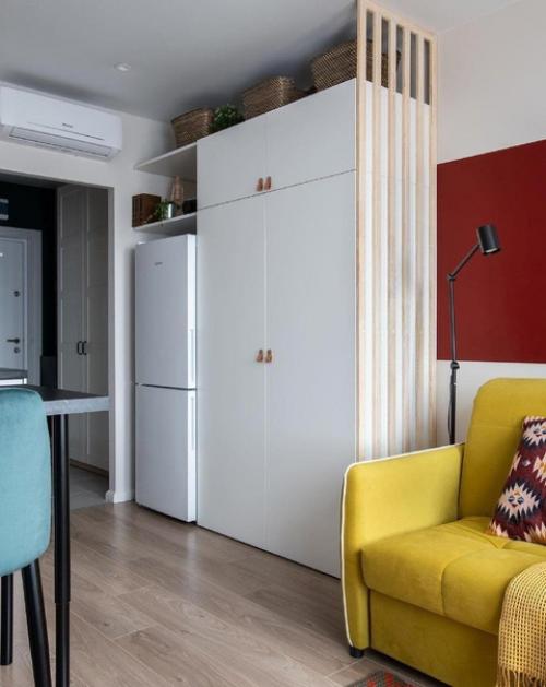 Маленькая квартира студия, которую очень красиво оформили. 01