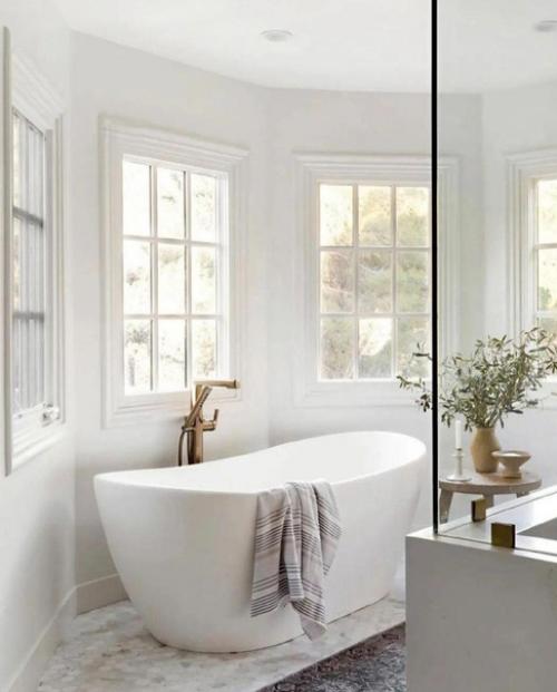 Белоснежная ванная комната. 03