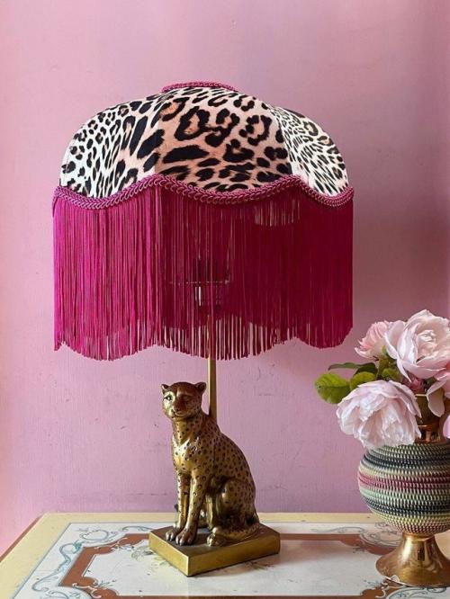 Свет и фактура: стильные настольные лампы для вдохновения. 02