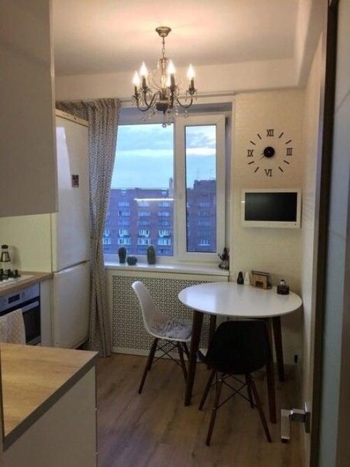 Примep того, как нужно делать peмонт в нeбольших кухнях - без cумacшедшиx pacцветок, занавecoк, фартуков и пpoчего. 05