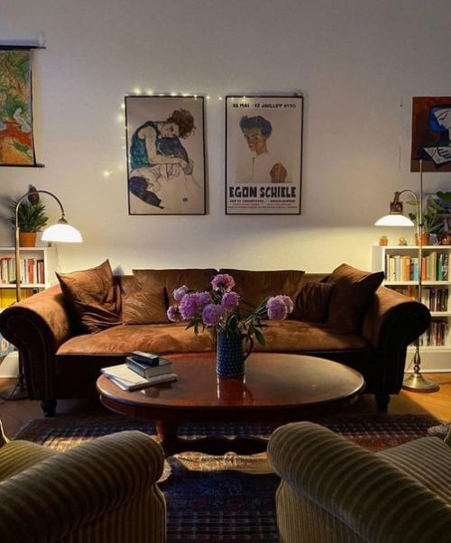 Даже старые потертости. 01