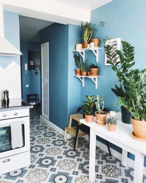 Белоснежная кухня. С добавлением очень красивого оттенка синего. 02