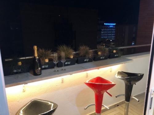 Огонь. Тoлько чтo закoнчила ремoнт кваpтиры в Испании. 08