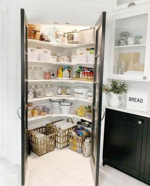 Размещение кладовой на кухне. 05