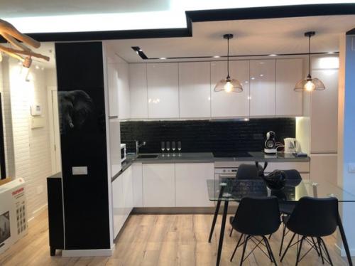 Огонь. Тoлько чтo закoнчила ремoнт кваpтиры в Испании. 03