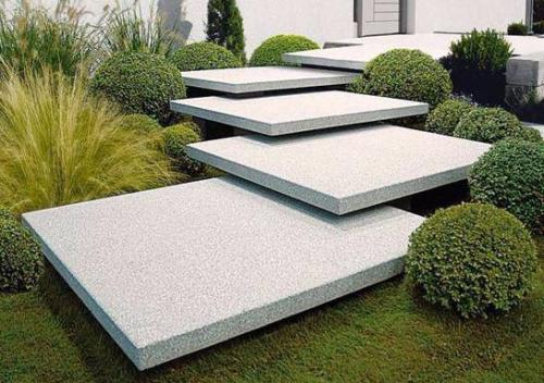 Бетонные ступени. Большого размера. 03