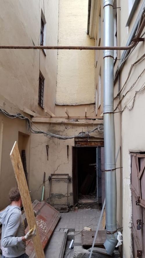 Старый фонд, склад дом 1864 года. 03