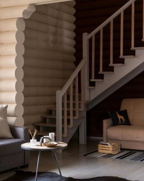 При разработке дизайна для этого дома. 07