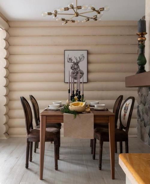 При разработке дизайна для этого дома. 04