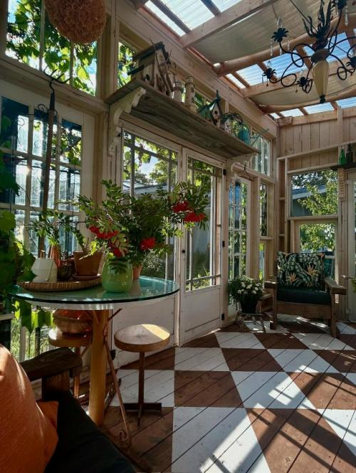 Винтажная веранда с атмосферой неспешного лета. 02