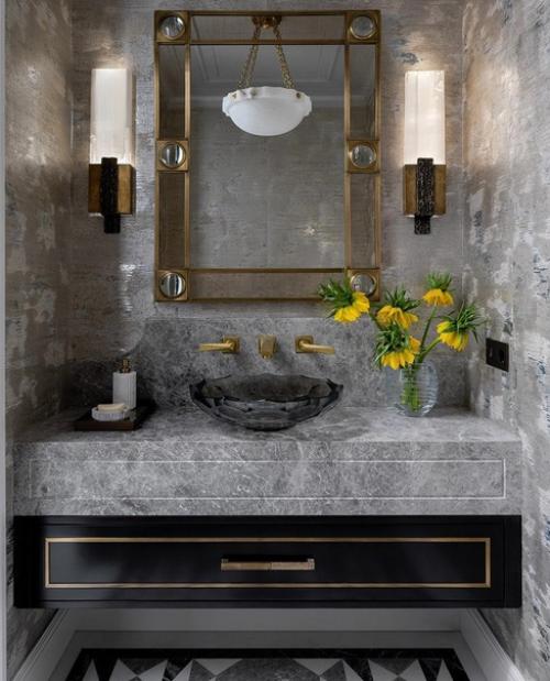 Эта квартира находится в городе Санкт-петербург, а ее интерьер полностью соответствует духу этого места. 02