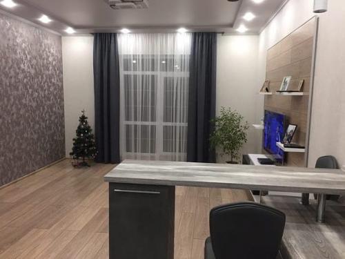 Поздравьте с окончанием ремонта. 02