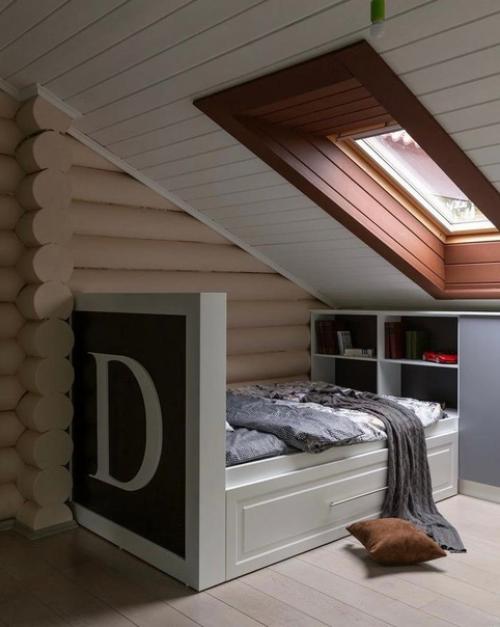 При разработке дизайна для этого дома. 02