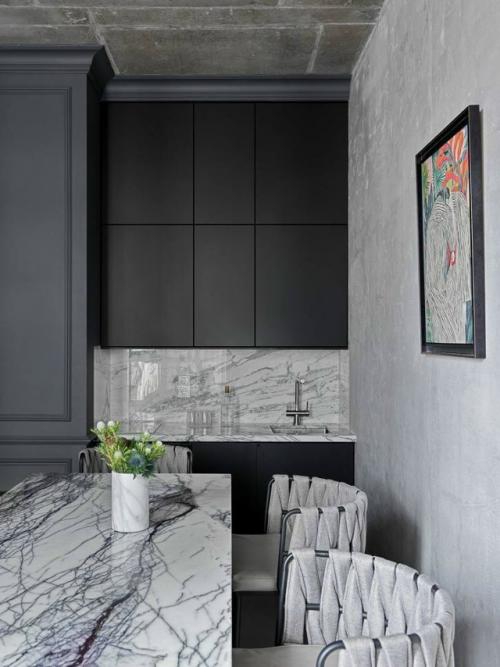 Интерьер как галерея: квартира для коллекции искусства.

