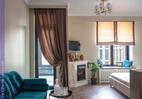 Очень классная идея с прозрачным фартуком, который одновременно окно в ванну. 01