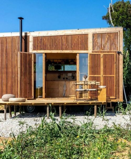 Миниатюрный домик. В котором удалось разместить. 05