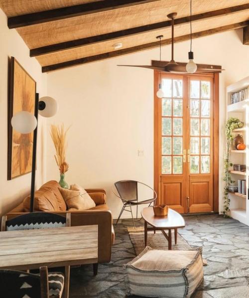 Небольшой загородный дом. 01