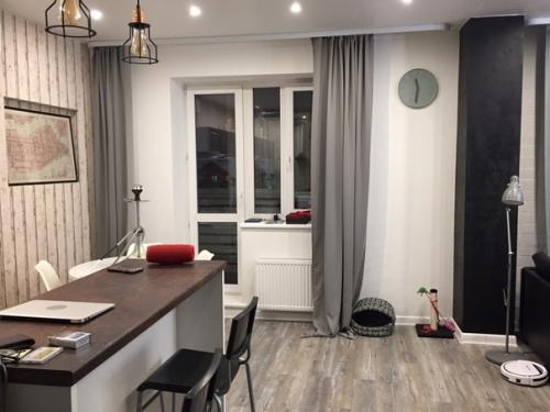 Наша квартирка обжита уже немного. 02